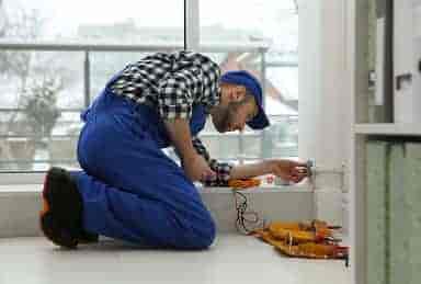 We are offering Expert and Professional Renovation - 海星体育